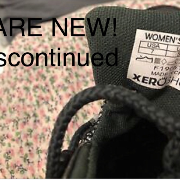 Rare   Discontinued   Hiking boot  unused  new, new smell - Picture 2 of 3